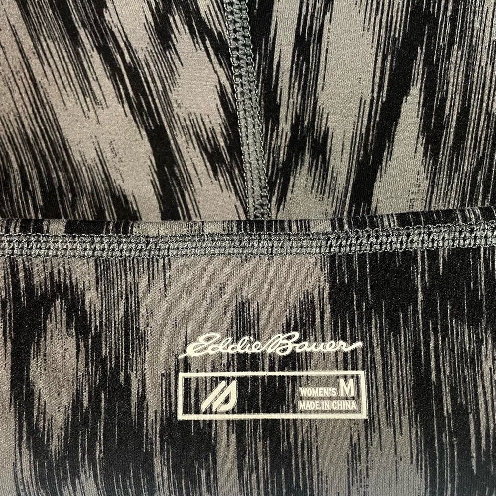 Eddie Bauer High-Rise Active Leggings Gray Black Ikat Print   Size M - Picture 4 of 9